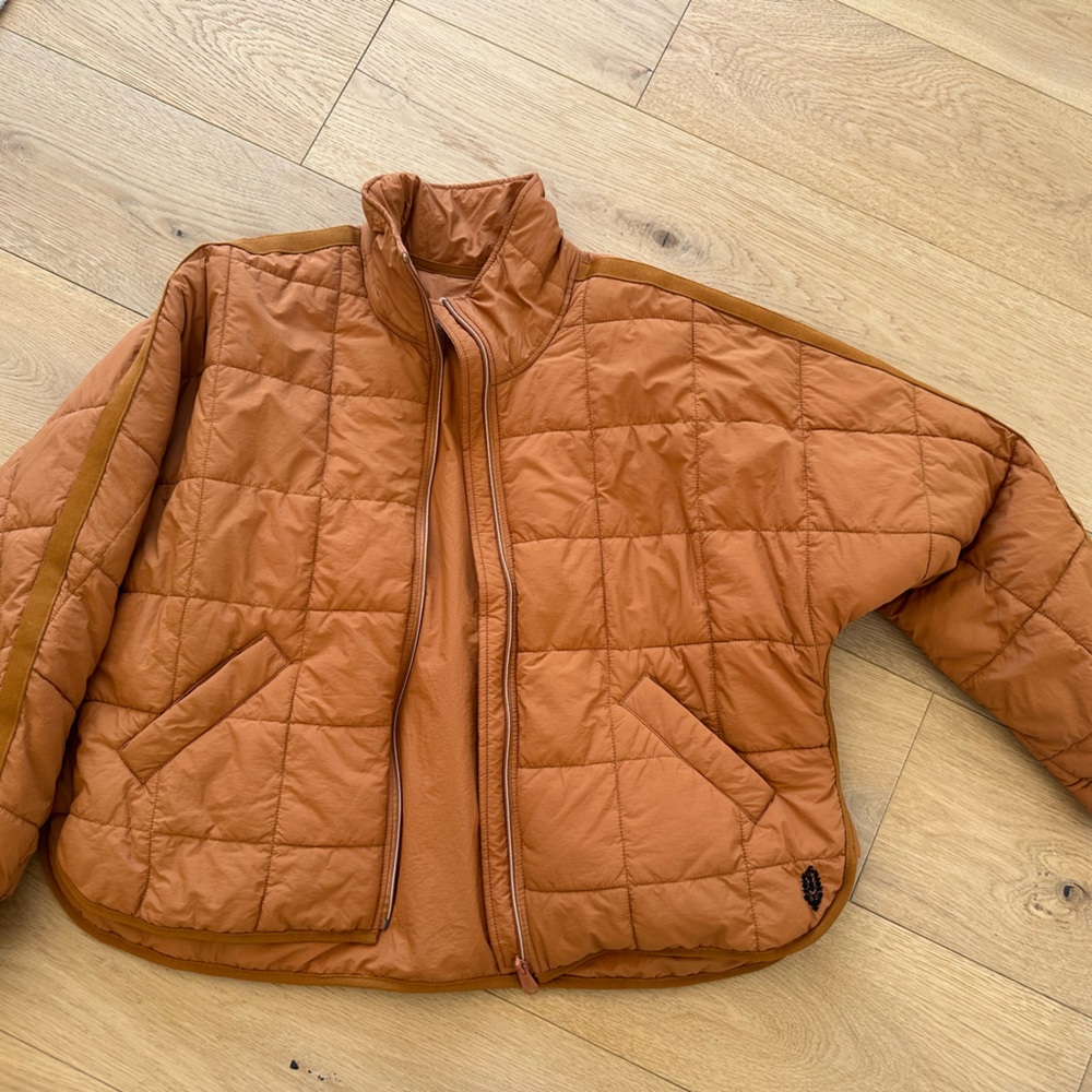 Pippa packable puffer